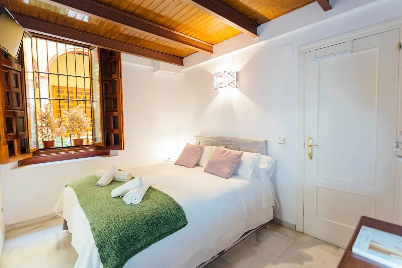One & Lux- Plaza Cristo De Burgos Apartment Seville